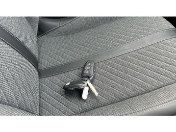 Peugeot 208 1.2 Hybrid 100 Allure 5dr e-DSC6 Petrol Hatchback