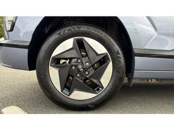 Hyundai KONA 160kW Advance 65kWh 5dr Auto Electric Hatchback