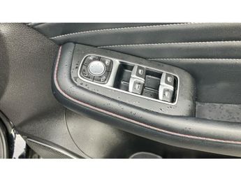 MG HS 1.5 T-GDI Exclusive 5dr DCT Petrol Hatchback