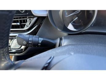 Toyota C-HR 1.8 Hybrid Icon 5dr CVT Hybrid Hatchback