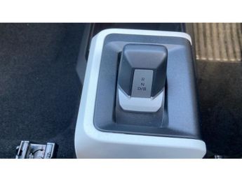 Dacia Spring 27kWh Expression 65 48kW 5dr Auto Electric Hatchback