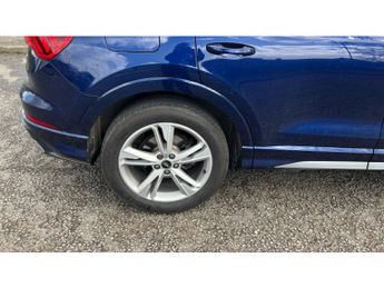 Audi Q3 35 TDI S Line 5dr S Tronic Diesel Estate