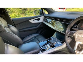 Audi Q7 55 TFSI e Quattro S Line 5dr Tiptronic Estate