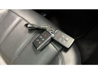 Land Rover Range Rover Sport 3.0 D300 HSE Dynamic Black 5dr Auto Diesel Estate