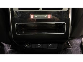 Land Rover Range Rover Sport 3.0 D300 HSE Dynamic Black 5dr Auto Diesel Estate