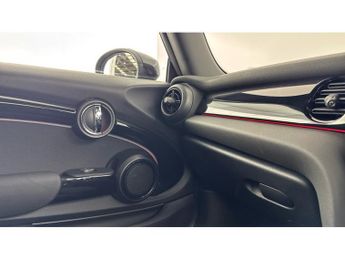 MINI Hatchback 135kW Cooper S Level 2 33kWh 3dr Auto Electric Hatchback