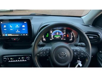 Toyota Yaris 1.5 Hybrid Design 5dr CVT Hybrid Hatchback