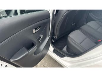 Hyundai i30 1.6 CRDi Blue Drive Classic 5dr Diesel Hatchback