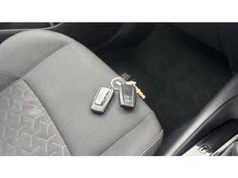 Toyota Corolla 1.8 VVT-i Hybrid Icon Tech 5dr CVT Hybrid Hatchback