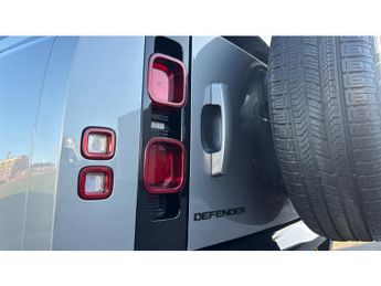 Land Rover Defender 3.0 D250 X-Dynamic SE 110 5dr Auto Diesel Estate