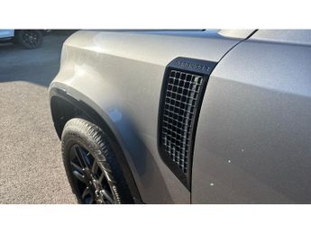 Land Rover Defender 3.0 D250 X-Dynamic SE 110 5dr Auto Diesel Estate