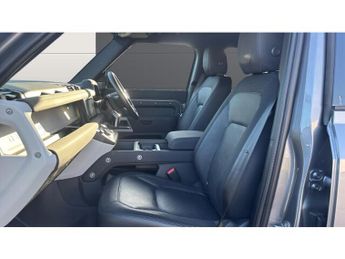 Land Rover Defender 3.0 D250 X-Dynamic SE 110 5dr Auto Diesel Estate