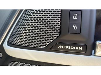 Land Rover Defender 3.0 D250 X-Dynamic SE 110 5dr Auto Diesel Estate