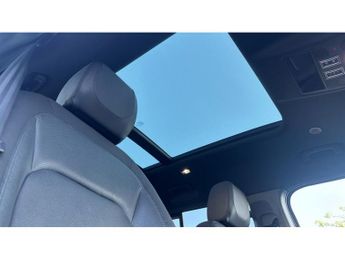Land Rover Defender 3.0 D250 X-Dynamic SE 110 5dr Auto Diesel Estate