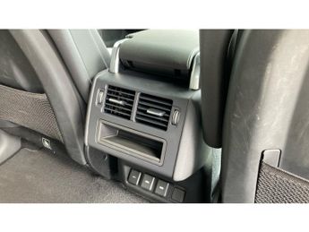 Land Rover Discovery 3.0 D300 R-Dynamic SE 5dr Auto Diesel Station Wagon