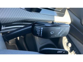 Volkswagen Golf 1.5 eTSI 150 R-Line 5dr DSG Petrol Hatchback