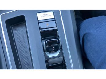 Volkswagen Golf 1.5 eTSI 150 R-Line 5dr DSG Petrol Hatchback