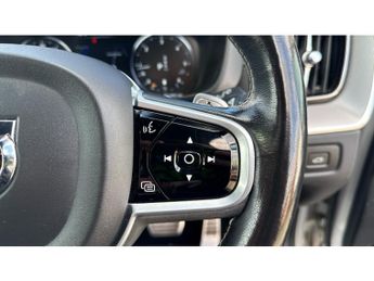 Volvo XC60 2.0 B4D R DESIGN Pro 5dr AWD Geartronic Diesel Estate