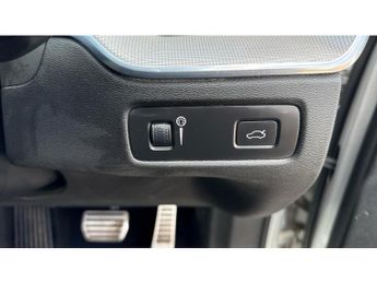 Volvo XC60 2.0 B4D R DESIGN Pro 5dr AWD Geartronic Diesel Estate