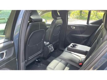 Volvo XC40 2.0 T5 Inscription 5dr AWD Geartronic Petrol Estate