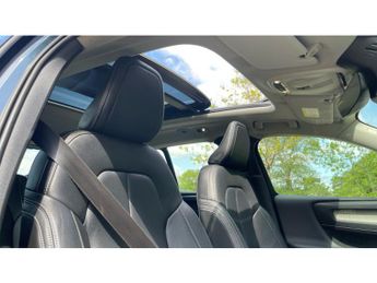 Volvo XC40 2.0 T5 Inscription 5dr AWD Geartronic Petrol Estate
