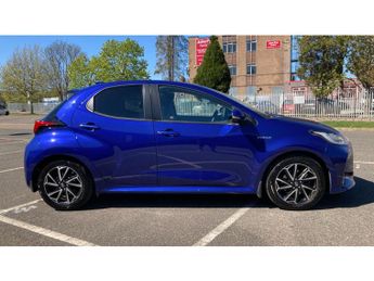 Toyota Yaris 1.5 Hybrid Design 5dr CVT Hybrid Hatchback