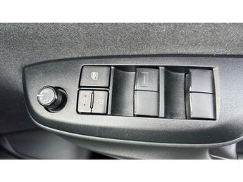 Toyota Yaris Cross 1.5 Hybrid Design 5dr CVT Hybrid Estate