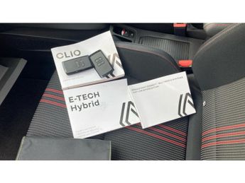 Renault Clio 1.6 E-TECH Hybrid 140 RS Line 5dr Auto Hybrid Hatchback