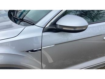 Volkswagen T-Roc 2.0 TDI 150 4MOTION R-Line 5dr DSG Diesel Hatchback