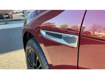 Jaguar F-Pace 2.0d Portfolio 5dr Auto AWD Diesel Estate