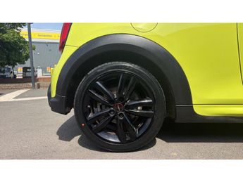 MINI Hatchback 1.5 Cooper Sport 3dr Auto Petrol Hatchback