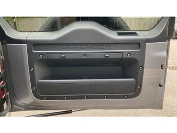 Land Rover Defender 3.0 D300 X-Dynamic SE 110 5dr Auto [7 Seat] Diesel Estate