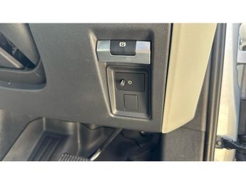Land Rover Defender 110 Diesel 3.0 D250 Hard Top SE Auto