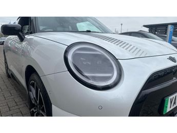 MINI Hatchback 135kW Cooper S Level 3 33kWh 3dr Auto Electric Hatchback