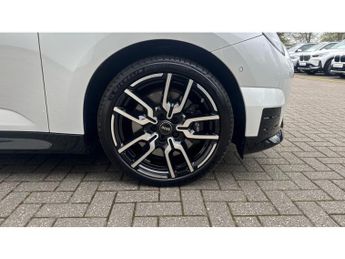 MINI Hatchback 135kW Cooper S Level 3 33kWh 3dr Auto Electric Hatchback