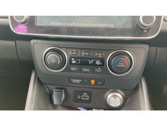 Nissan LEAF 110kW Acenta 39kWh 5dr Auto Electric Hatchback