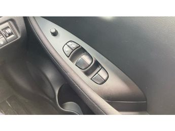 Nissan LEAF 110kW Acenta 39kWh 5dr Auto Electric Hatchback