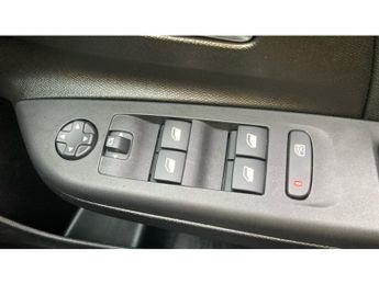 Vauxhall Corsa 100kW Yes 50kWh 5dr Auto Electric Hatchback