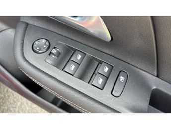 Vauxhall Mokka 115kW Ultimate 54kWh 5dr Auto Electric Hatchback