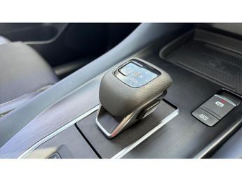 Nissan Qashqai 1.3 DiG-T MH 158 Tekna 5dr Xtronic Petrol Hatchback