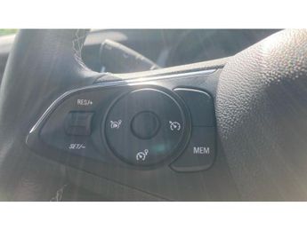 Vauxhall Crossland 1.2 Turbo [130] Design 5dr Auto Petrol Hatchback