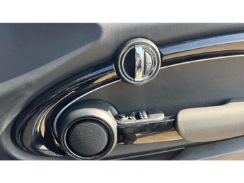 MINI Hatchback 135kW Cooper S Level 2 33kWh 3dr Auto Electric Hatchback