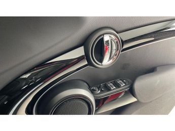 MINI Hatchback 1.5 Cooper Classic 5dr Auto Petrol Hatchback