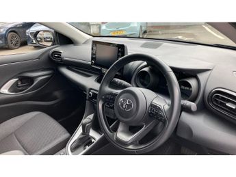 Toyota Yaris 1.5 Hybrid Design 5dr CVT Hybrid Hatchback