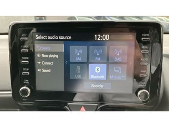 Toyota Yaris 1.5 Hybrid Design 5dr CVT Hybrid Hatchback