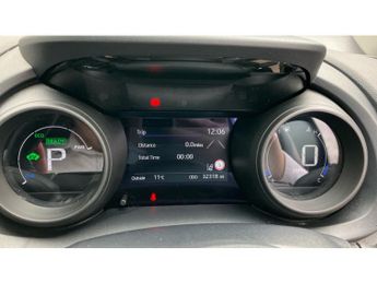 Toyota Yaris 1.5 Hybrid Design 5dr CVT Hybrid Hatchback