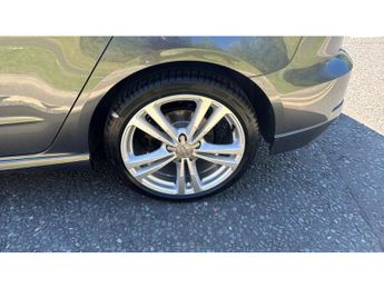 Audi A3 35 TFSI S Line 5dr S Tronic Petrol Hatchback