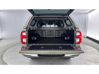 Toyota Hilux Diesel Invincible X D/Cab Pick Up 2.8 D-4D Auto