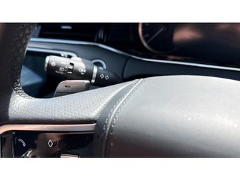 Land Rover Range Rover Evoque 1.5 P300e R-Dynamic HSE 5dr Auto Hatchback