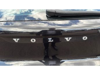 Volvo XC40 2.0 T4 Momentum 5dr AWD Geartronic Petrol Estate